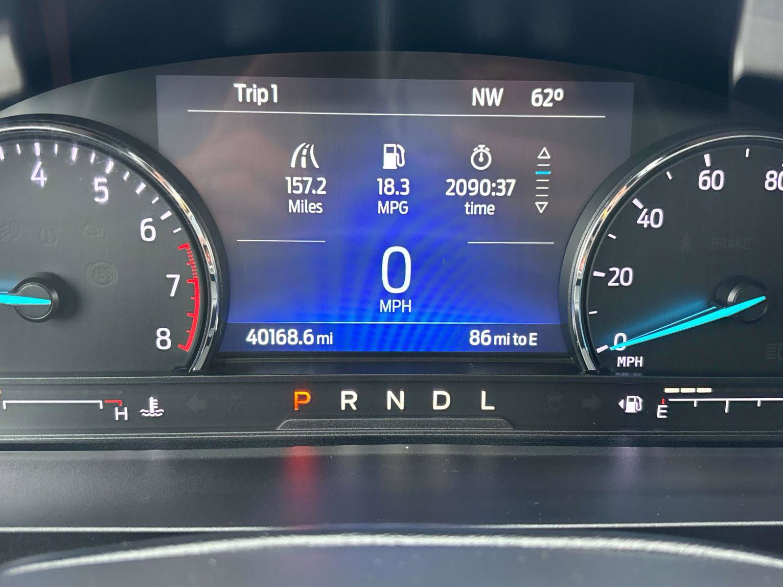 Used 2022 Ford Explorer XLT w/ Equipment Group 202A image 26