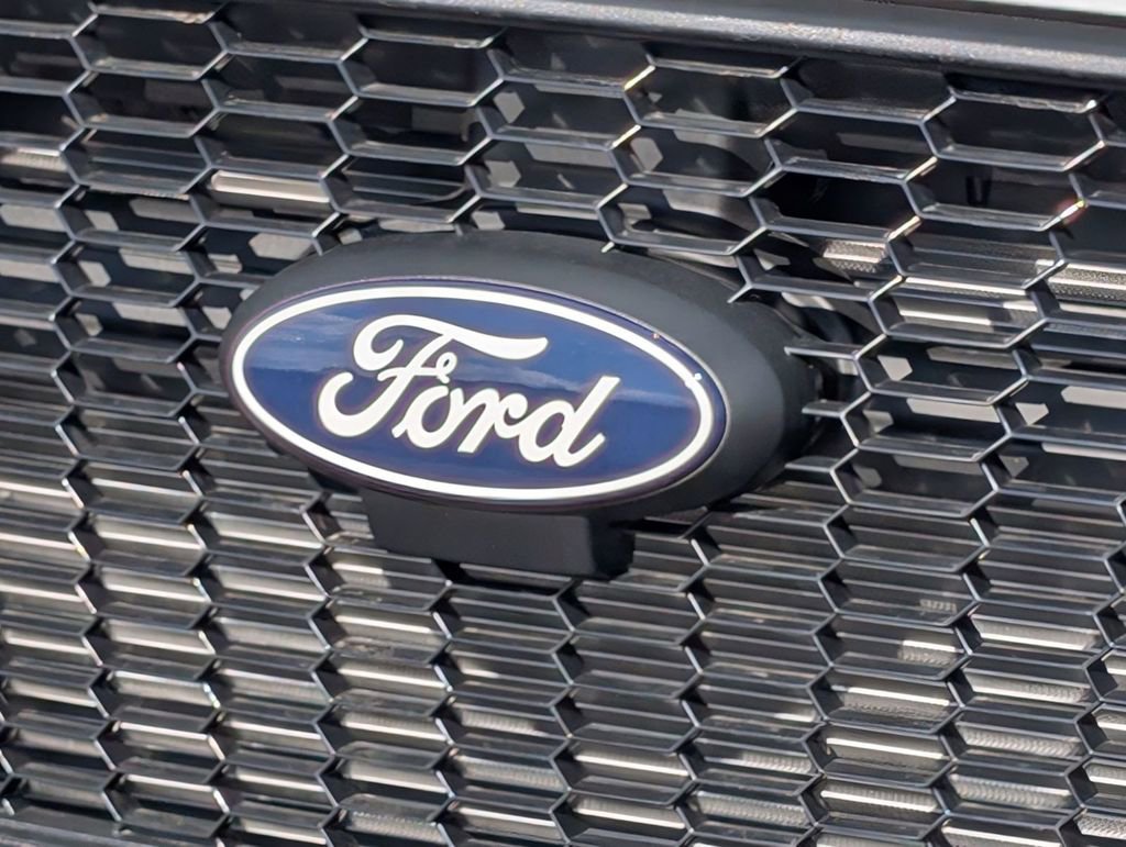 New 2026 Ford Transit 250 148 Medium Roof w/ Load Area Protection Package image 11