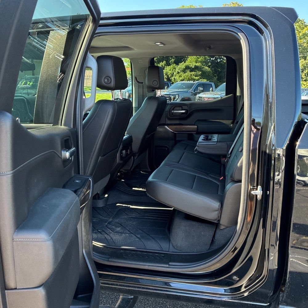 Used 2019 Chevrolet Silverado 1500 LT Trail Boss AWD/4WD image 12