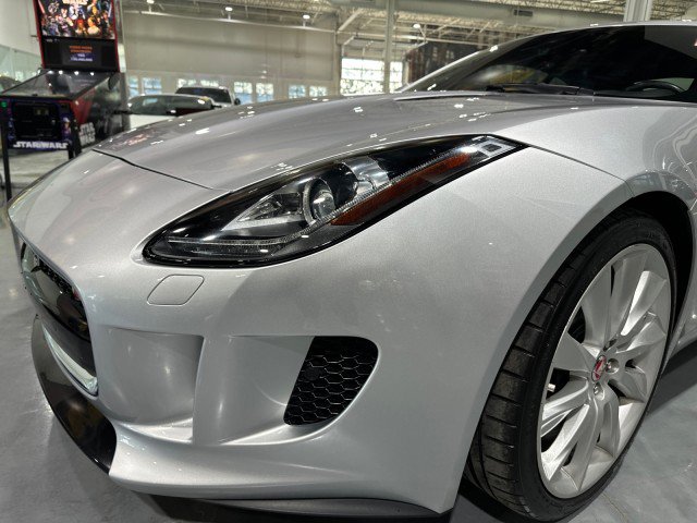 Used 2015 Jaguar F-TYPE S RWD image 21