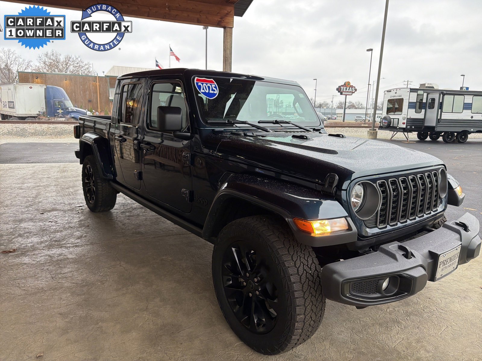 Used 2025 Jeep Gladiator Sport image 20