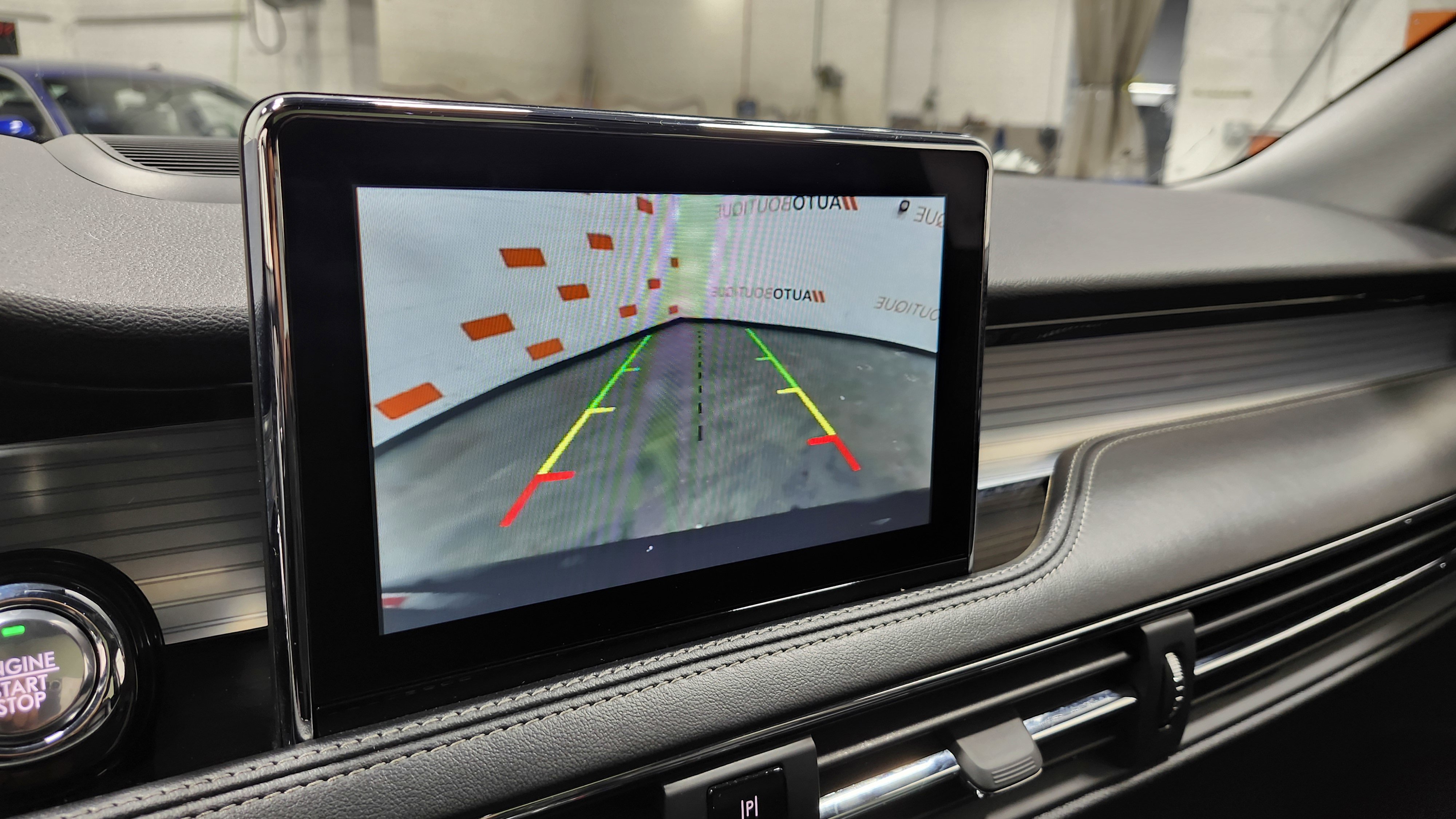 Used 2021 Lincoln Corsair AWD w/ Premium Package image 6