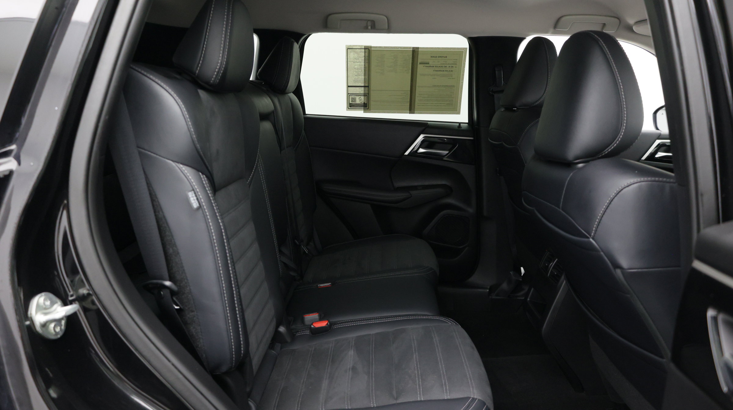 Used 2024 Mitsubishi Outlander SE FWD image 42