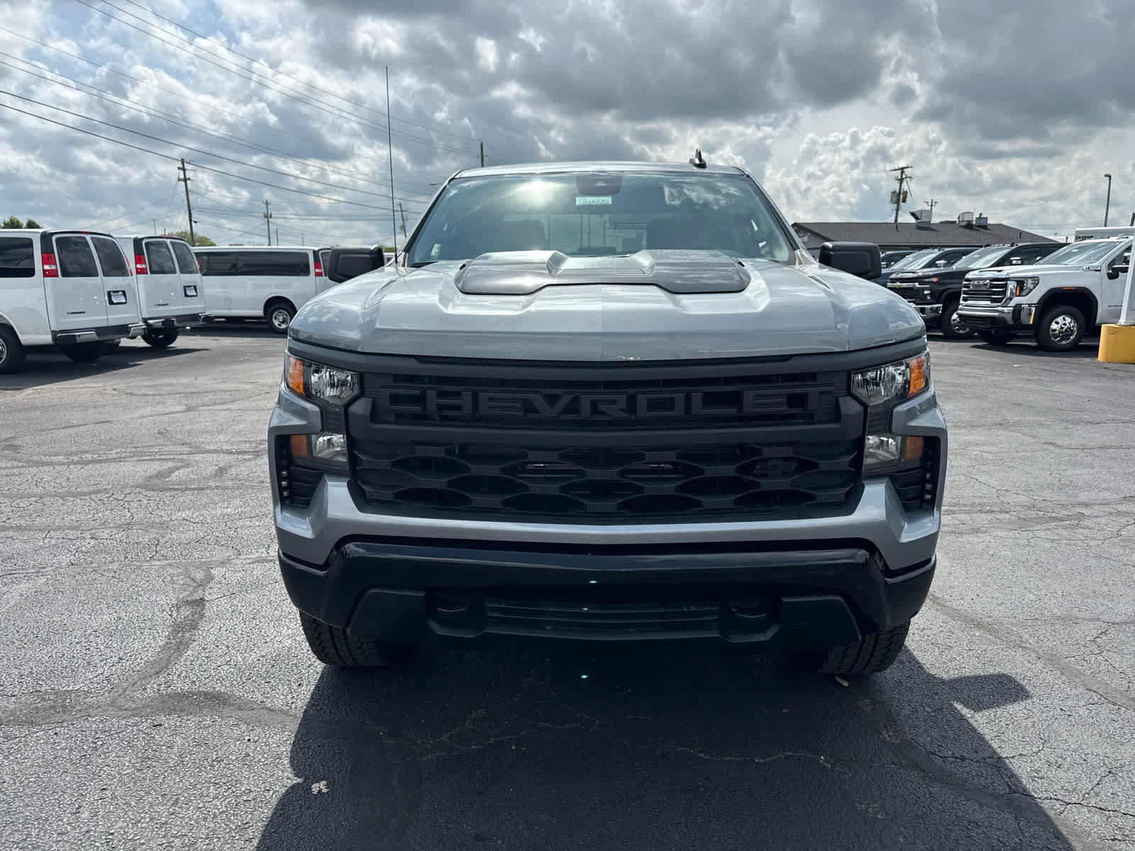 New 2026 Chevrolet Silverado 1500 Custom Trail Boss w/ Turbomax Blackout Package AWD/4WD image 7