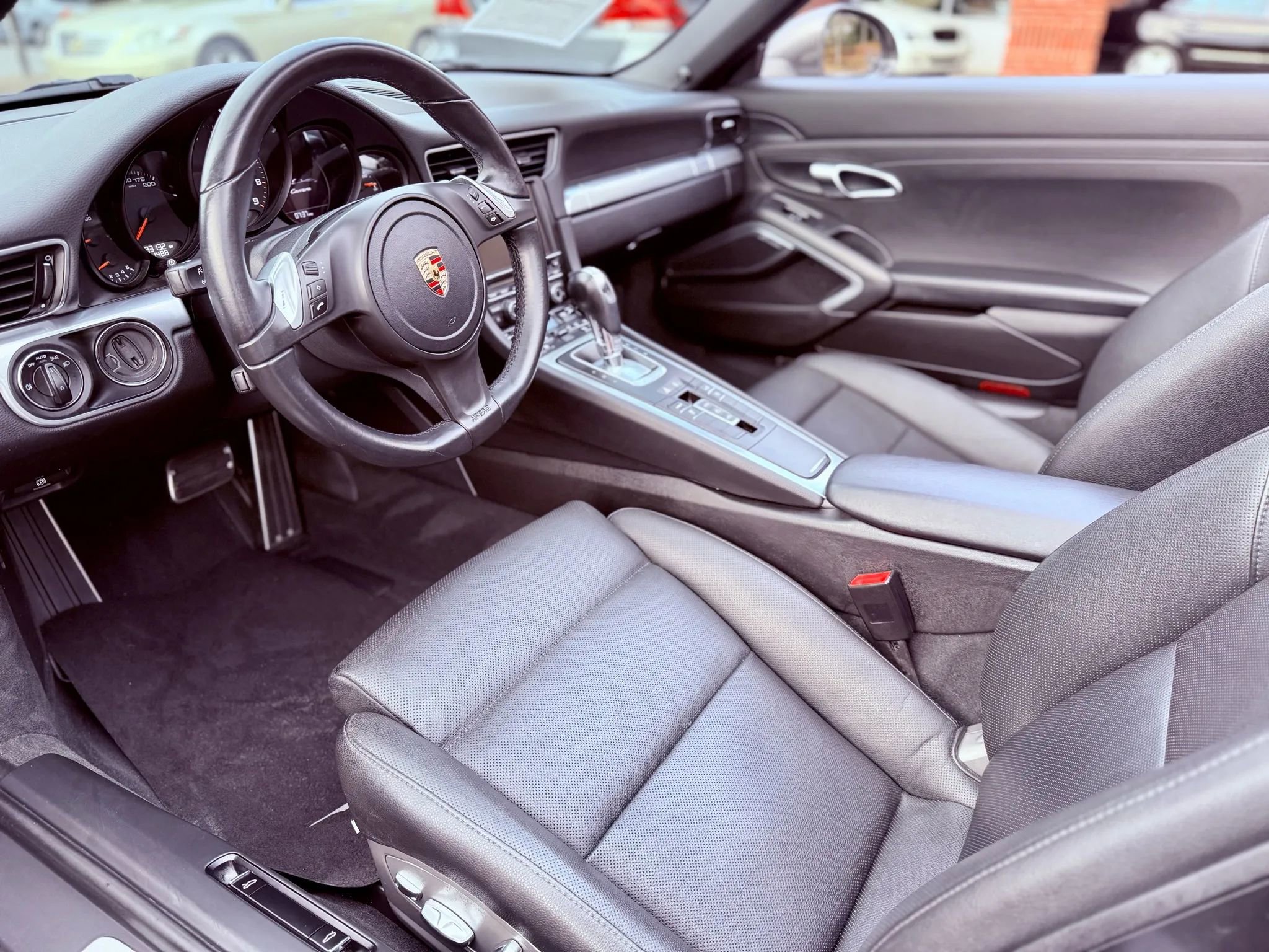 Used 2013 Porsche 911 Carrera RWD image 29