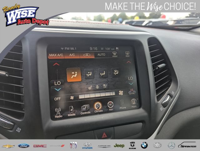 Used 2015 Jeep Cherokee Trailhawk w/ Comfort/Convenience Group AWD/4WD image 13