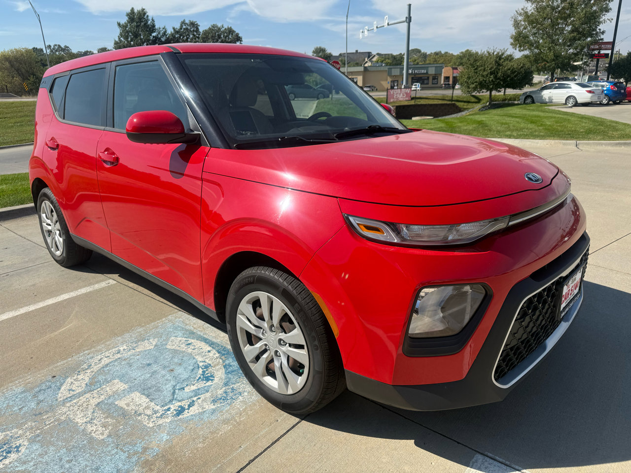 Used 2020 Kia Soul LX image 4