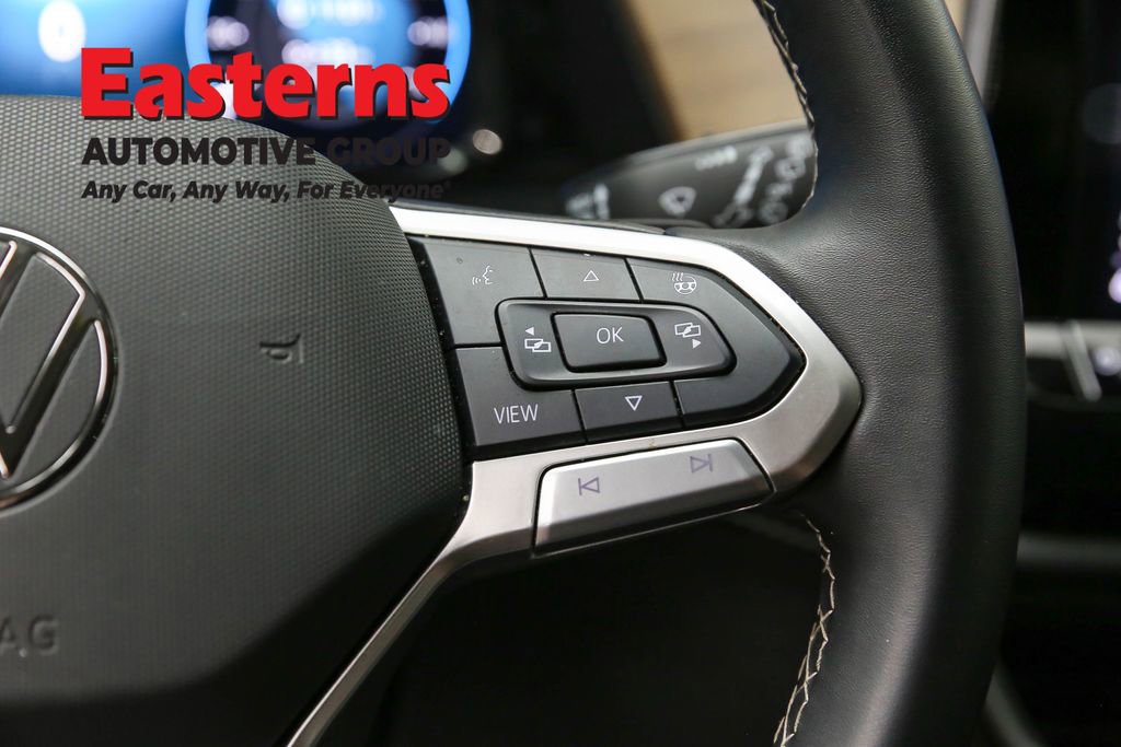 Used 2024 Volkswagen Atlas SE image 16