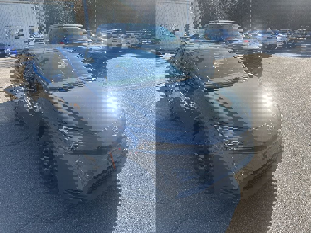 New 2026 Toyota Prius LE