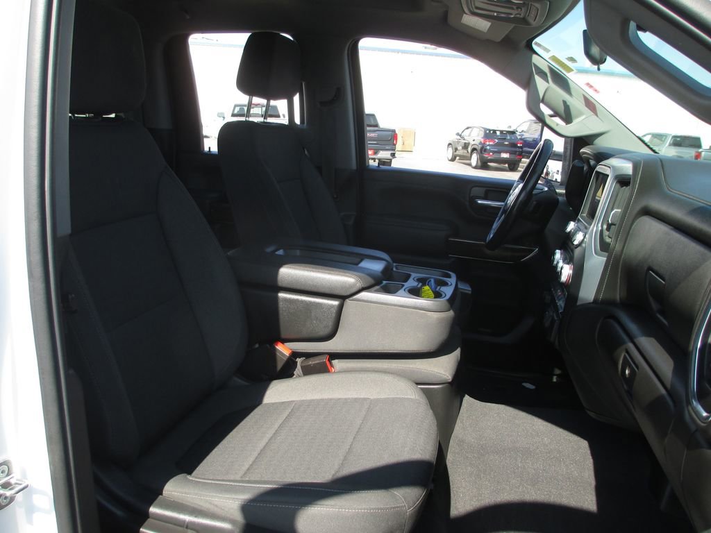 Used 2022 GMC Sierra 3500 SLE w/ SLE Value Package image 22