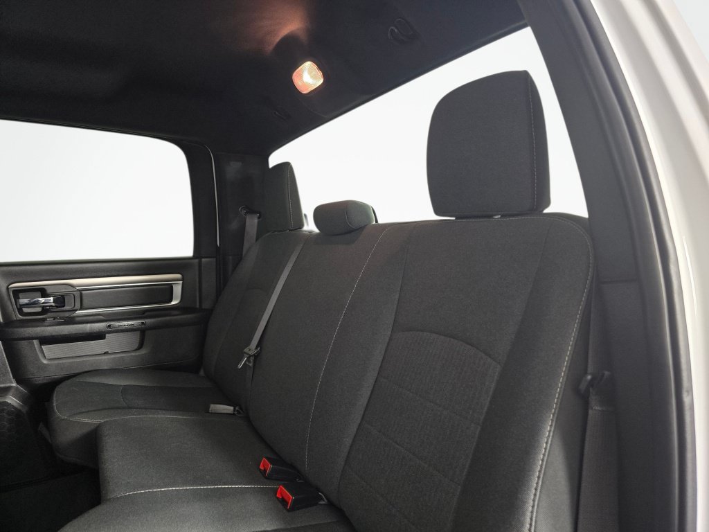 Used 2024 RAM 1500 Warlock AWD/4WD image 31