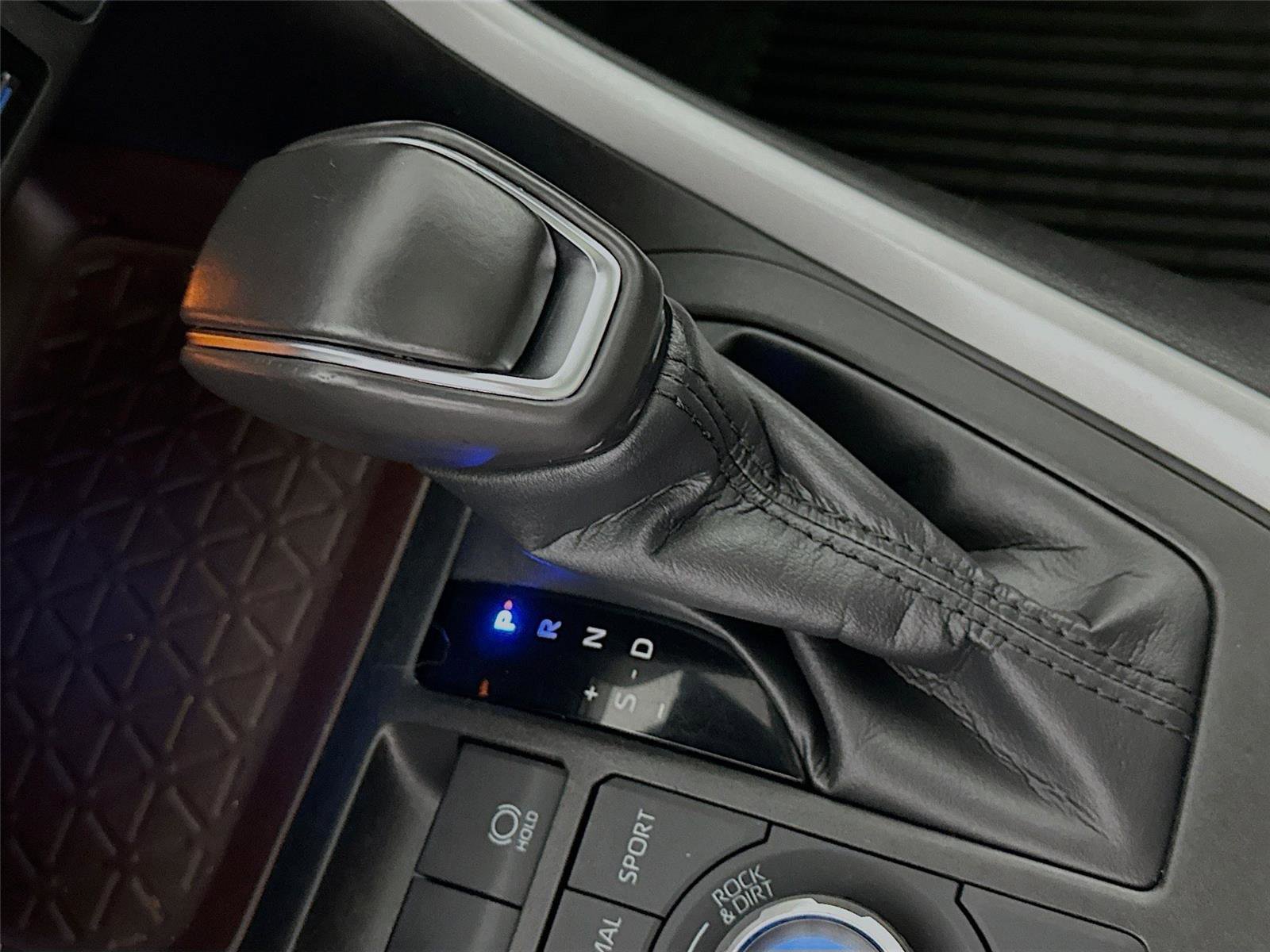 Certified 2022 Toyota RAV4 Limited w/ Limited Grade Weather Package image 15