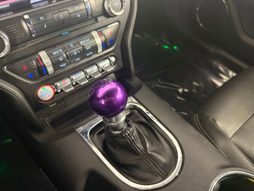 Used 2015 Ford Mustang GT Premium RWD image 29