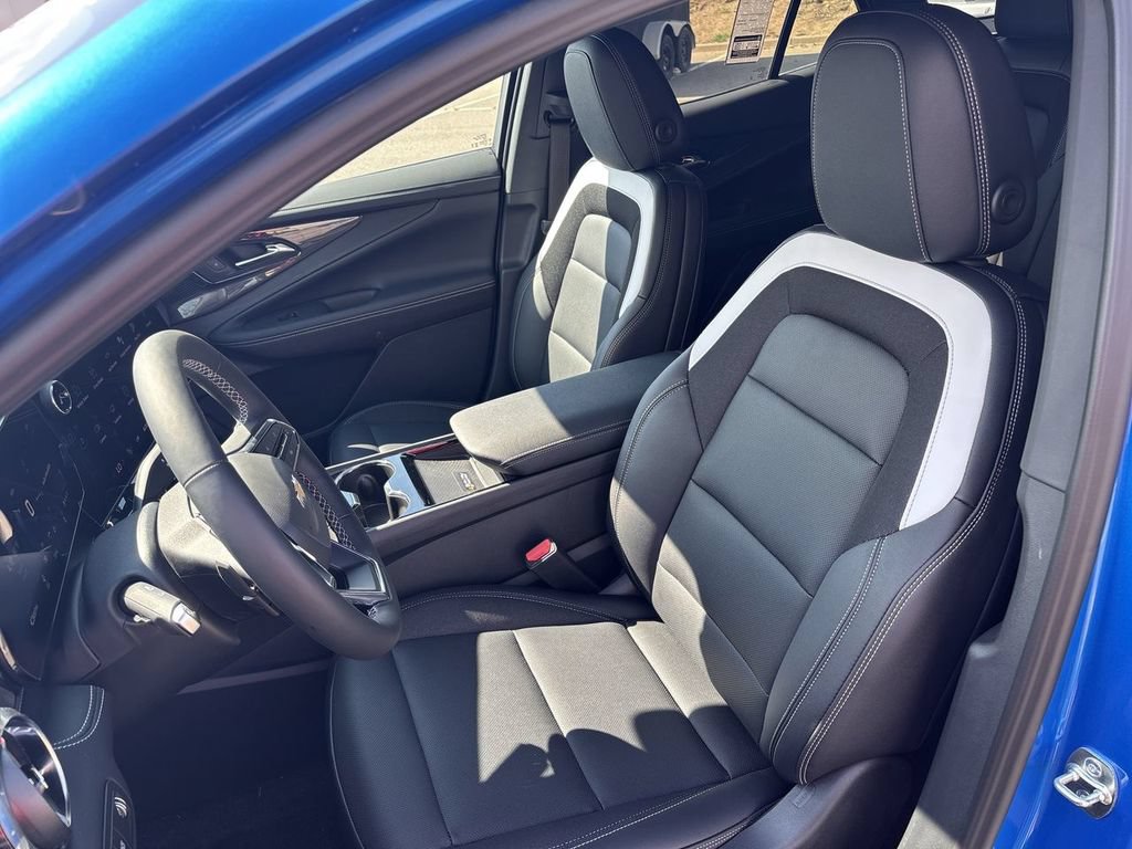 New 2026 Chevrolet Blazer EV LT AWD/4WD image 18