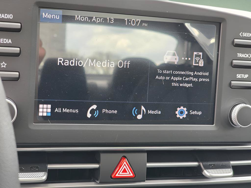 New 2026 Hyundai Elantra SE FWD image 18