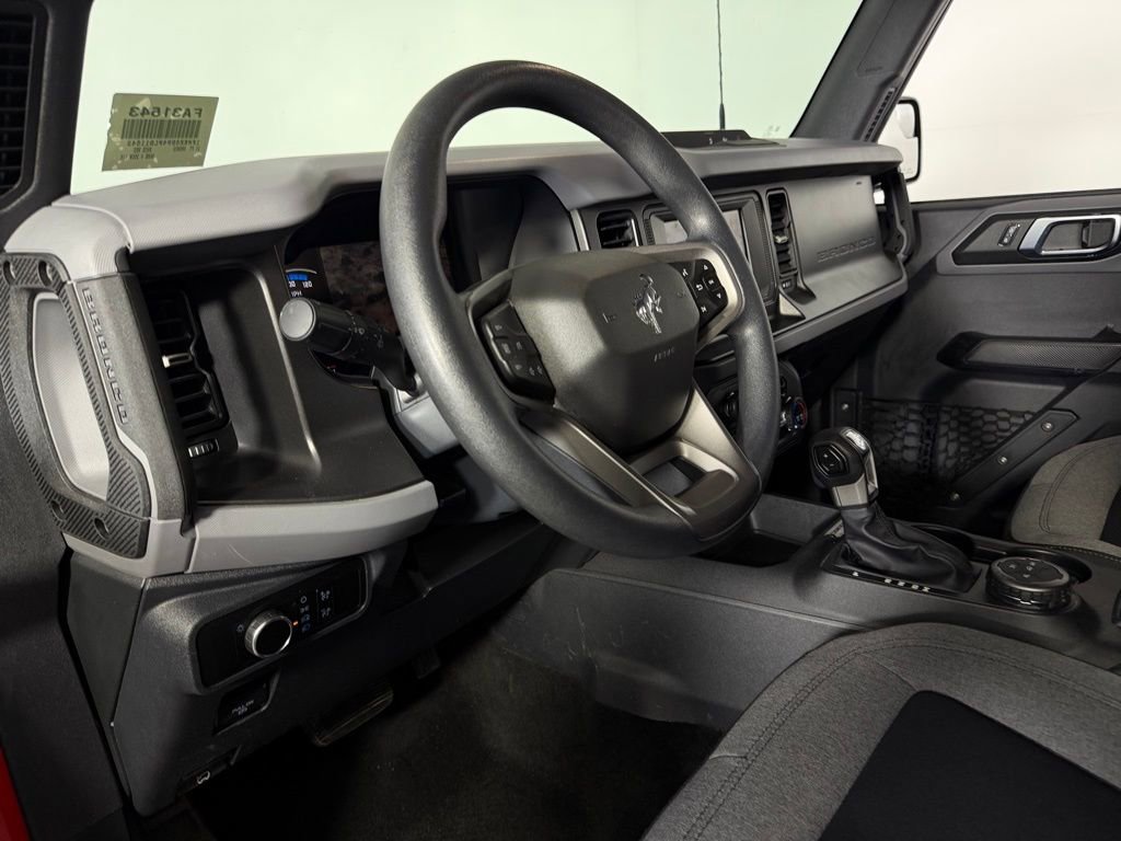 Used 2023 Ford Bronco Black Diamond image 19
