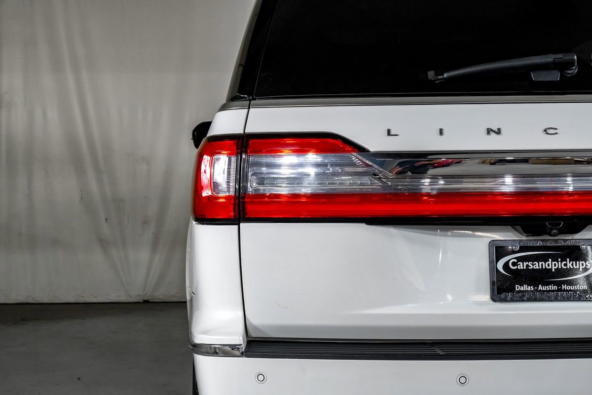 Used 2020 Lincoln Navigator L Reserve w/ Equipment Group 208A Reserve image 43