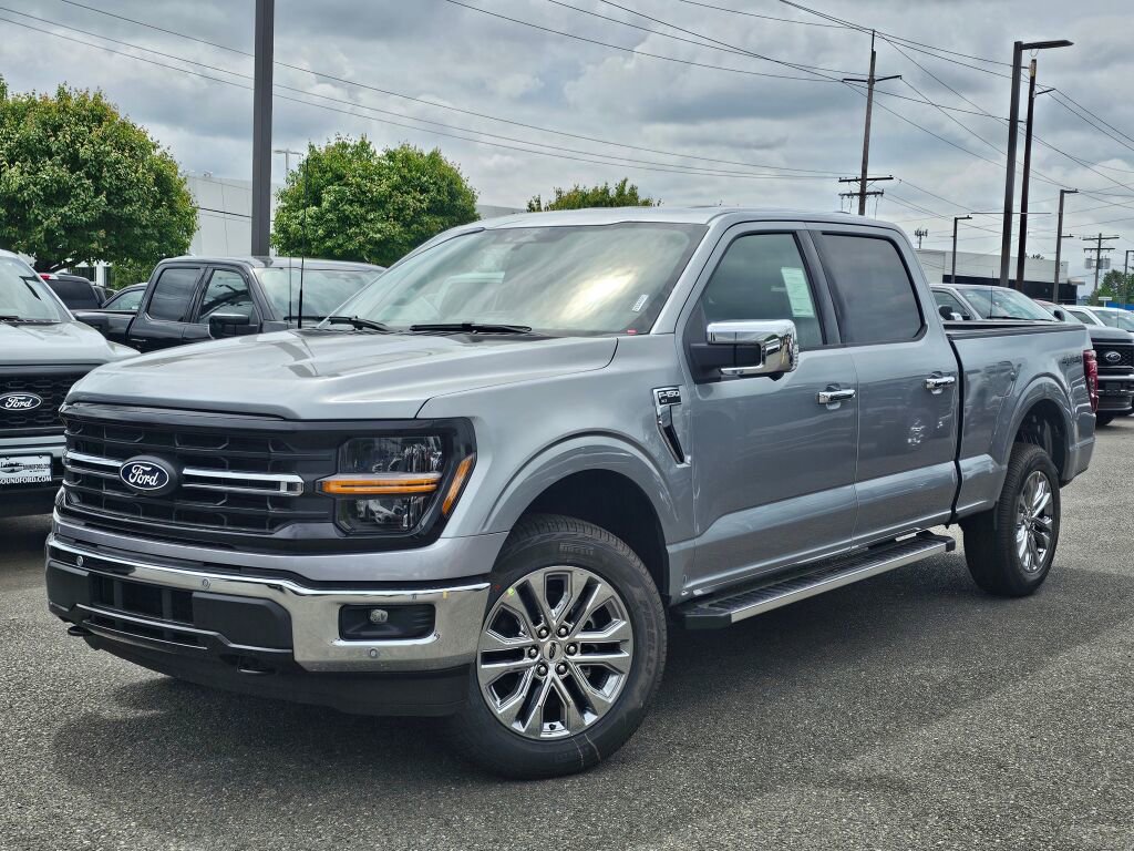 New 2026 Ford F150 XLT w/ Equipment Group 302A MID
