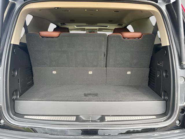 Used 2020 Cadillac Escalade Luxury AWD/4WD image 7