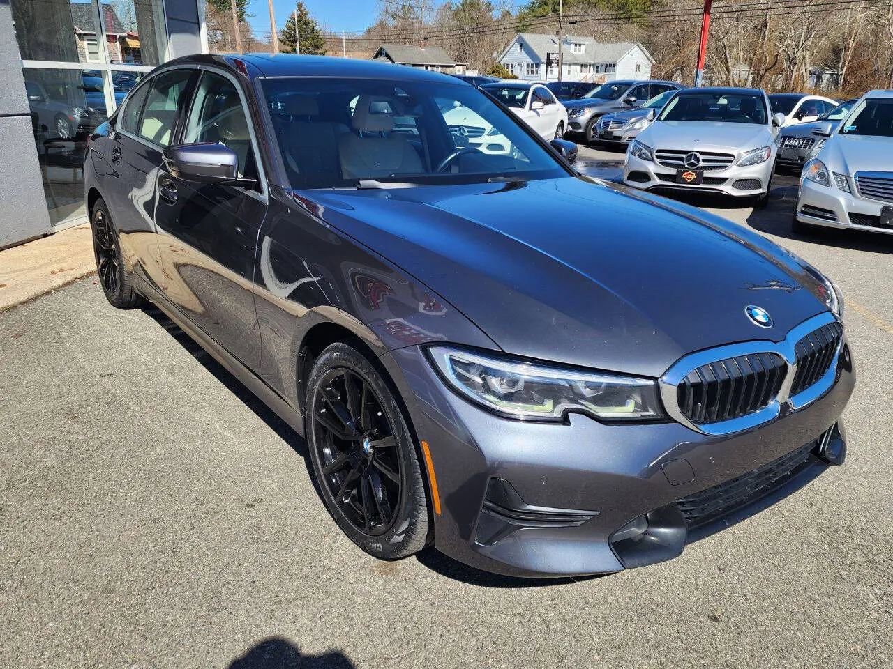 Used 2021 BMW 330i xDrive Sedan w/ Premium Package image 3