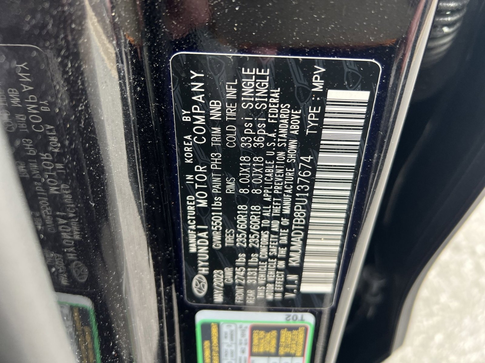 Used 2023 Genesis GV70 2.5T w/ Cargo Package image 28