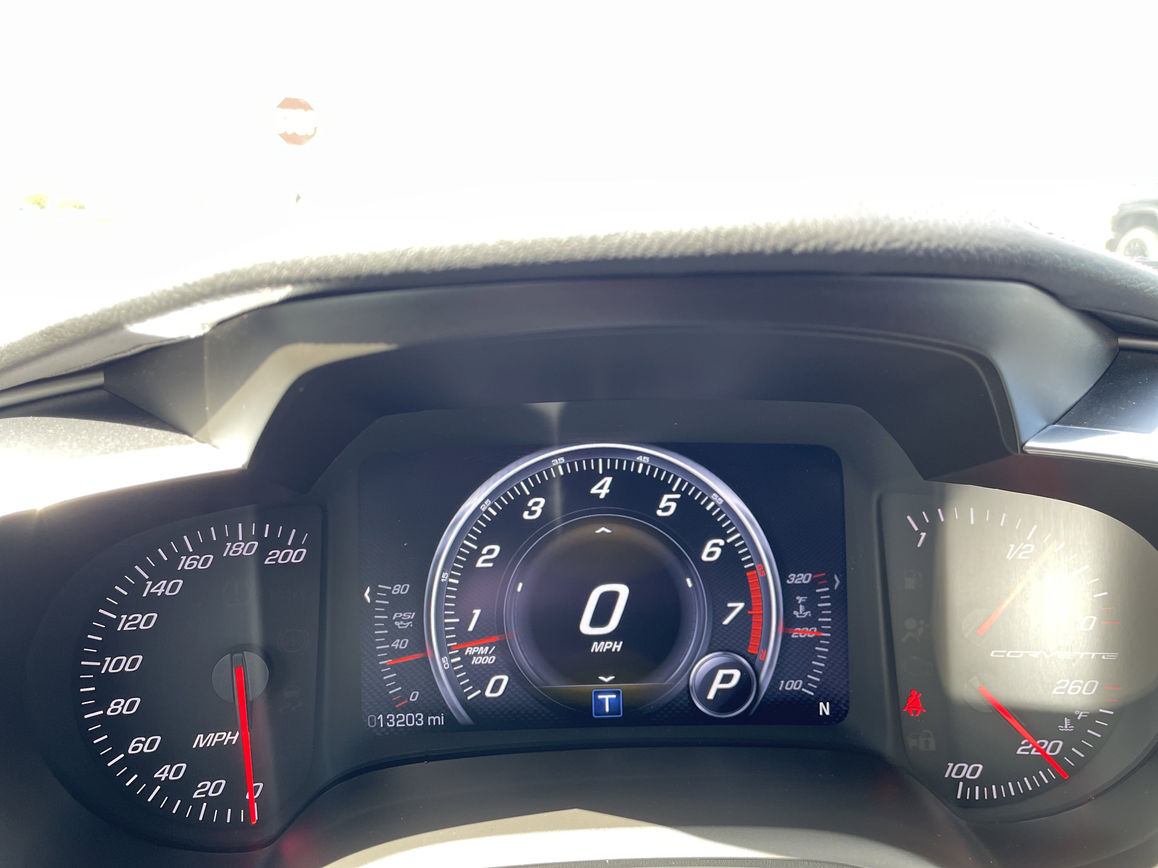 Used 2014 Chevrolet Corvette Stingray Convertible w/ 2LT Preferred Equipment Group RWD image 11