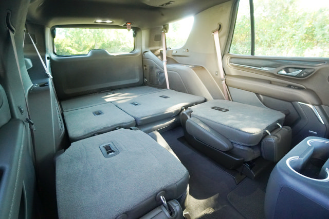 Used 2021 GMC Yukon Denali w/ Denali Ultimate Package AWD/4WD image 26