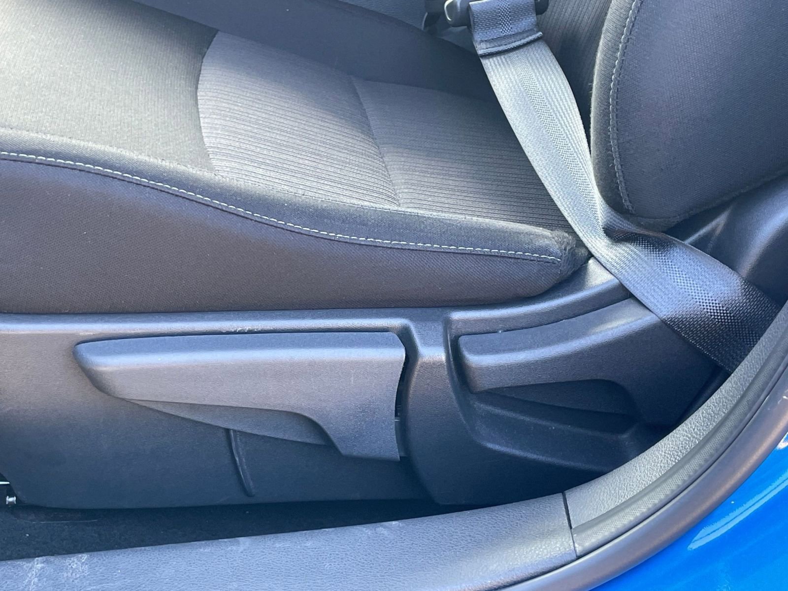 Used 2025 Nissan Sentra SV image 23