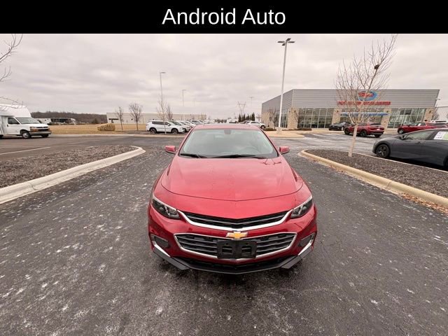 Used 2018 Chevrolet Malibu LT w/ Leather Package image 3