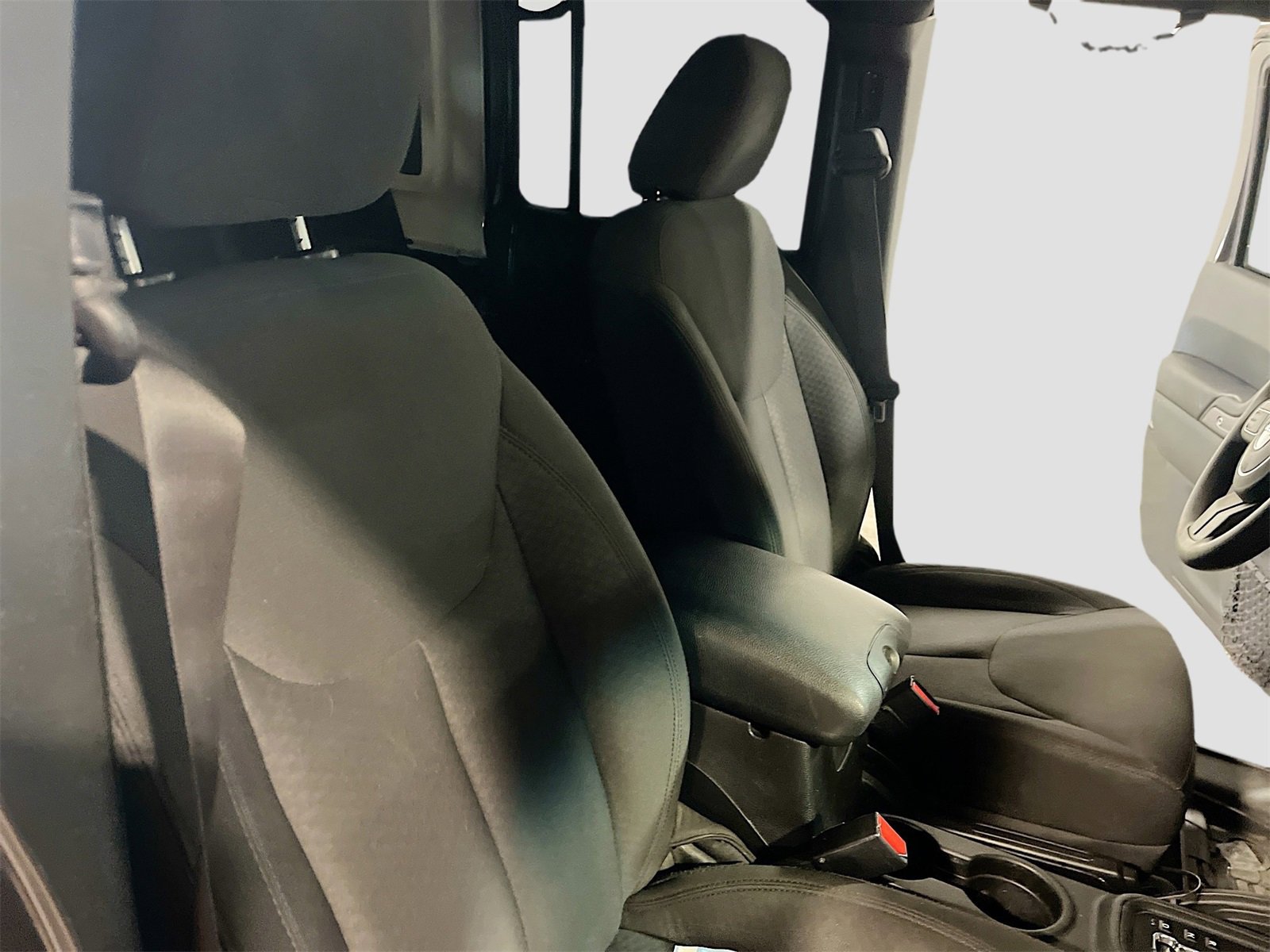 Used 2017 Jeep Wrangler Unlimited Sport w/ Mopar Chrome Edition Group image 25