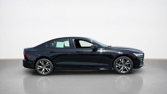 Used 2025 Volvo S60 B5 Plus AWD/4WD video 2