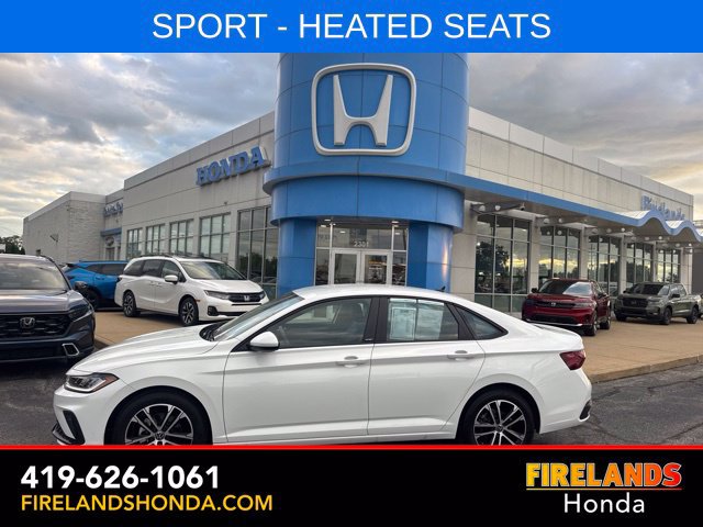 Used 2026 Volkswagen Jetta Sport FWD image 1
