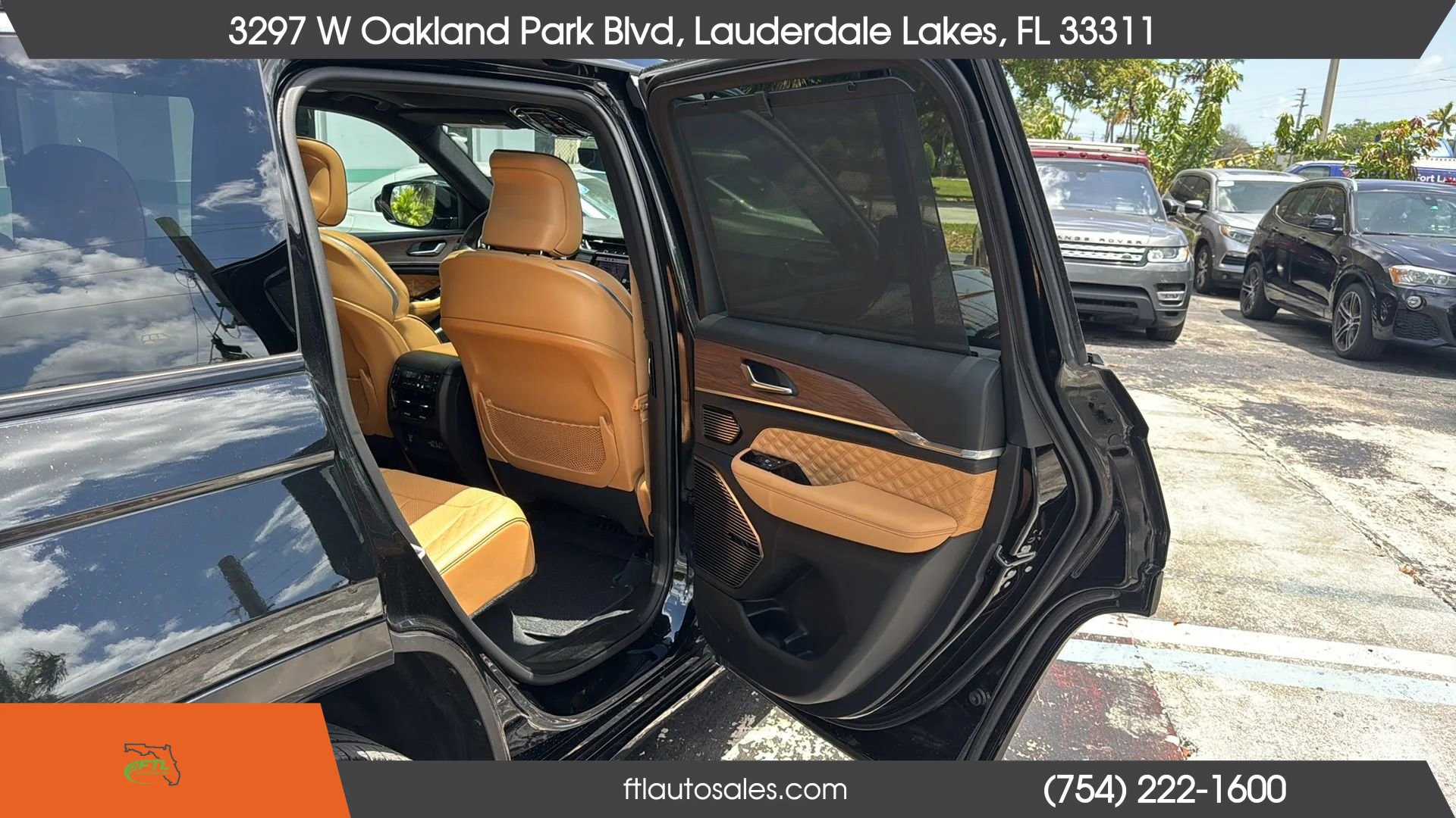 Used 2022 Jeep Grand Cherokee Summit w/ Luxury Tech Group V AWD/4WD image 44