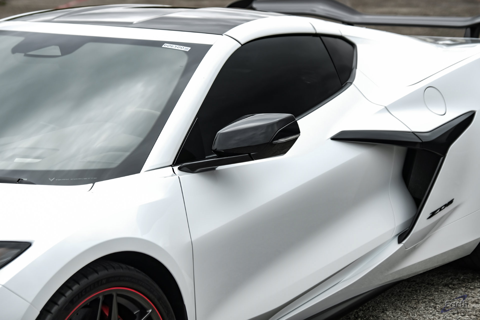 Used 2024 Chevrolet Corvette Z06 w/ Z07 Performance Package RWD image 37