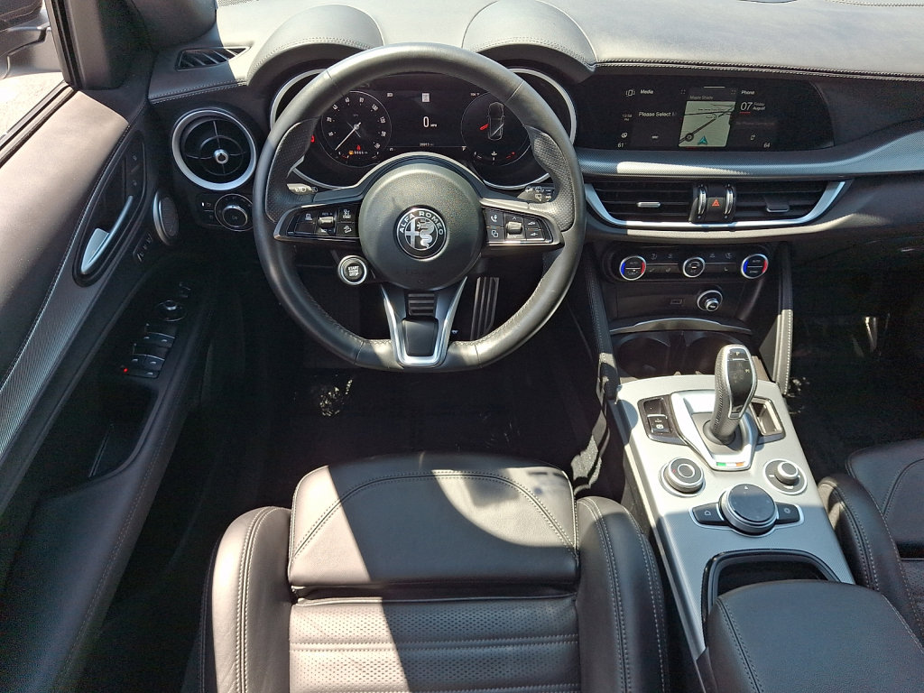 Used 2024 Alfa Romeo Stelvio Veloce AWD/4WD image 22