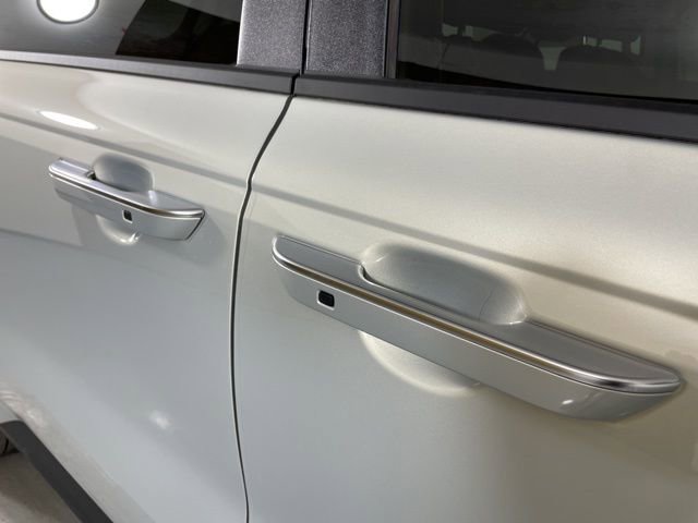 New 2026 Kia Carnival EX image 12