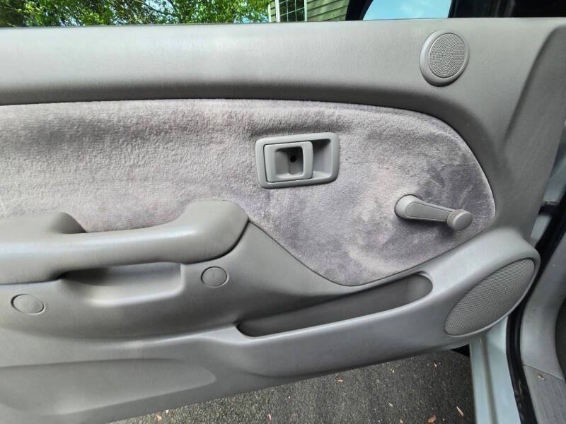 Used 2002 Toyota Tacoma 2WD Regular Cab w/ Enhancement Pkg image 23