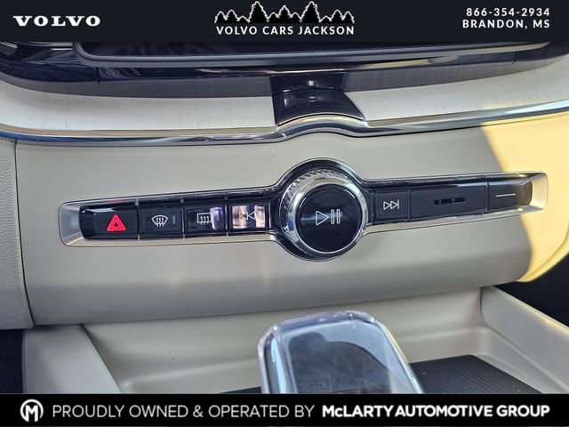 New 2026 Volvo XC60 B5 Ultra w/ Protection Package Premier image 21