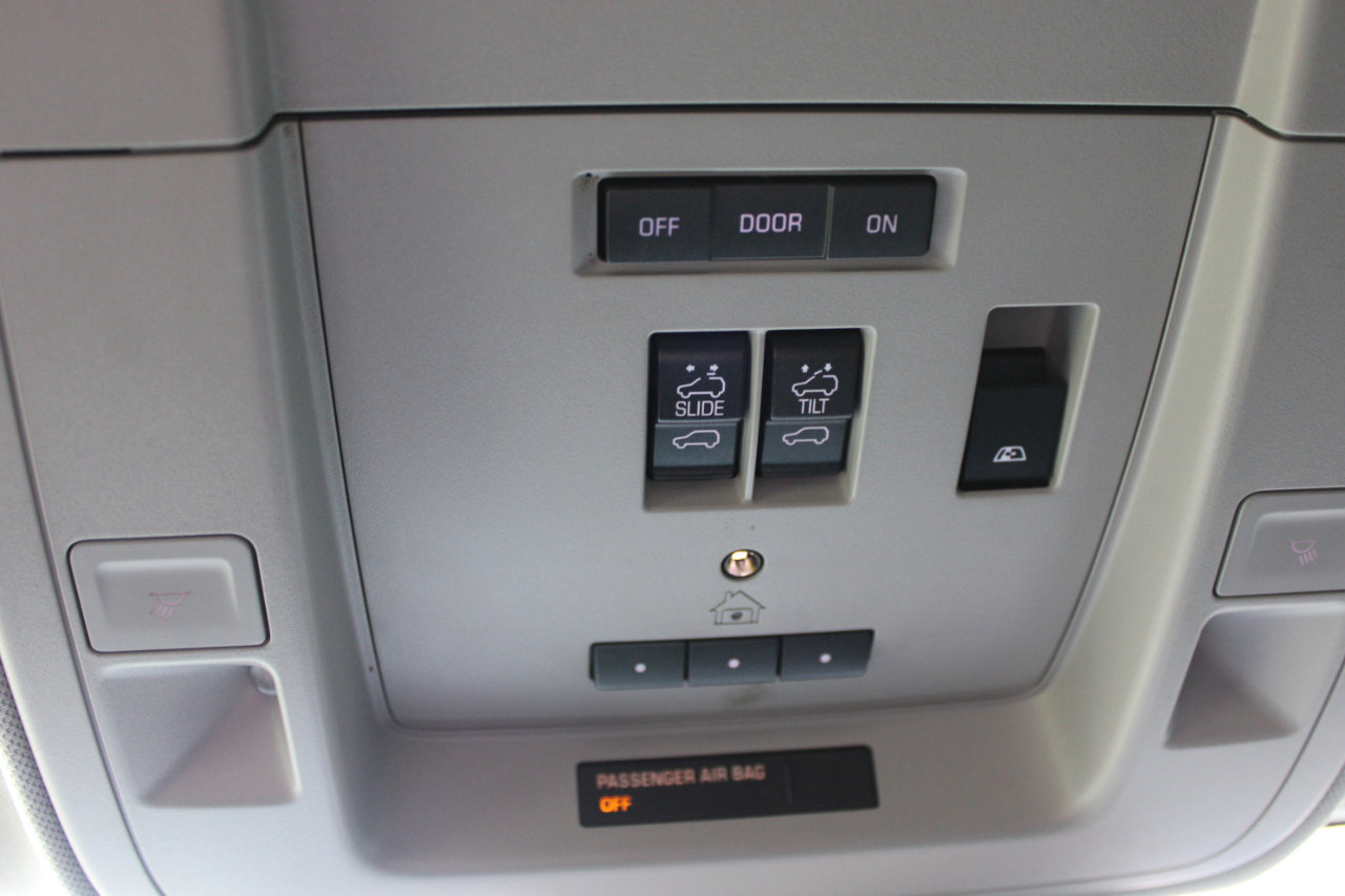 Used 2018 Chevrolet Silverado 1500 LTZ Z71 w/ LTZ Plus Package image 31