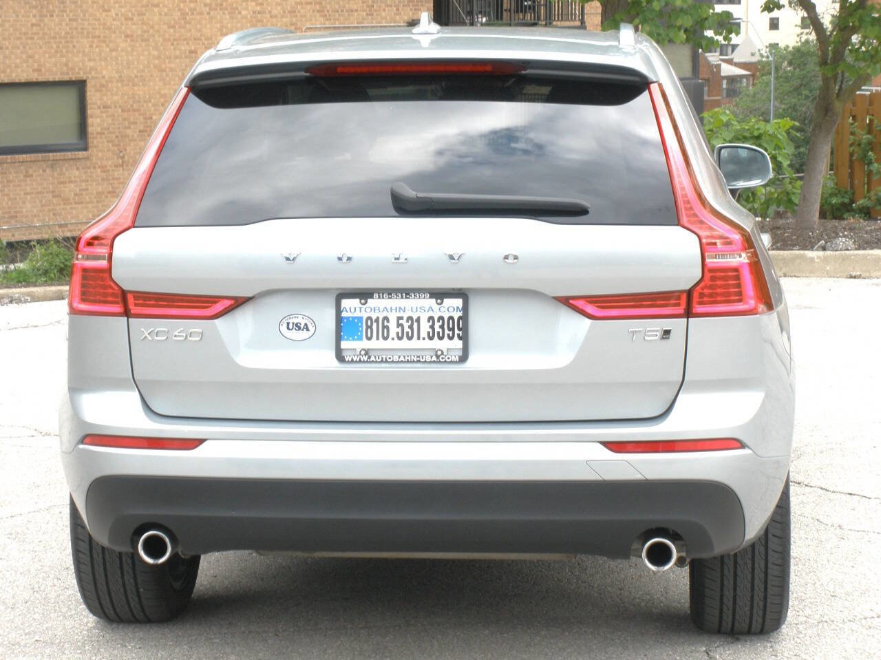 Used 2018 Volvo XC60 T5 Momentum AWD/4WD image 19