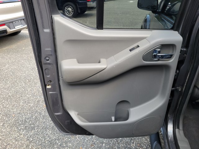 Used 2021 Nissan Frontier SV RWD image 13
