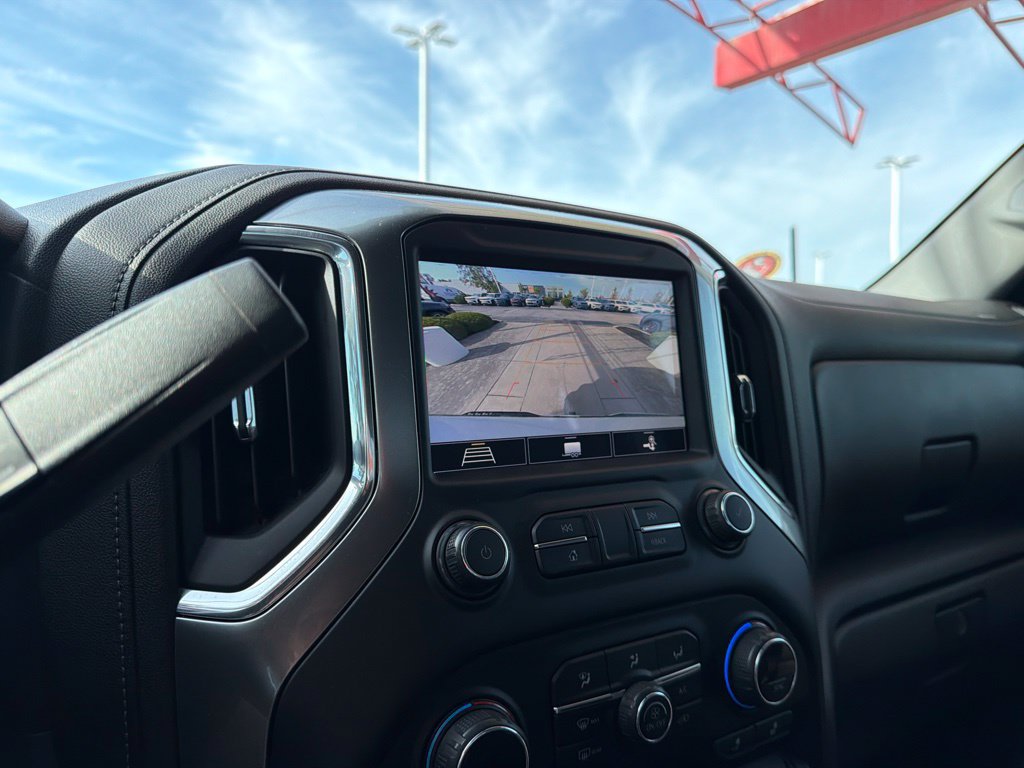 Used 2020 Chevrolet Silverado 1500 RST AWD/4WD image 31