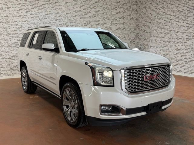 Used 2017 GMC Yukon Denali w/ Open Road Package AWD/4WD image 1