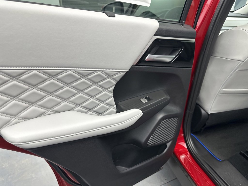 New 2025 Mitsubishi Outlander SEL image 7