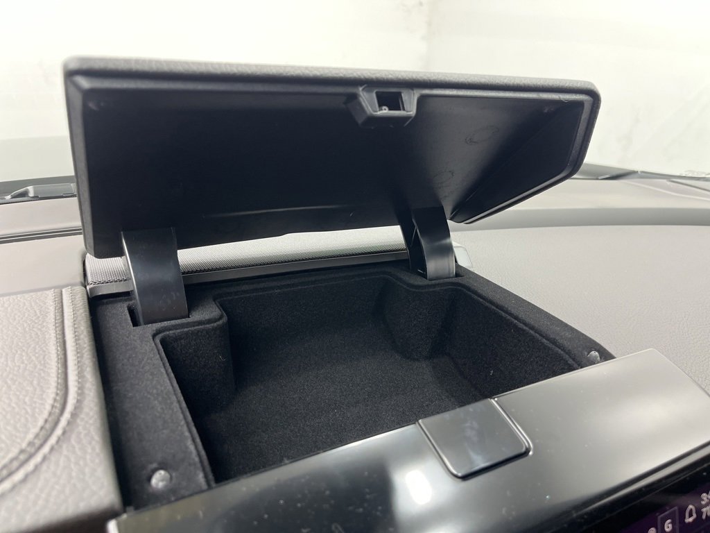 New 2026 GMC Yukon Denali w/ Sun & Power Step Package image 17