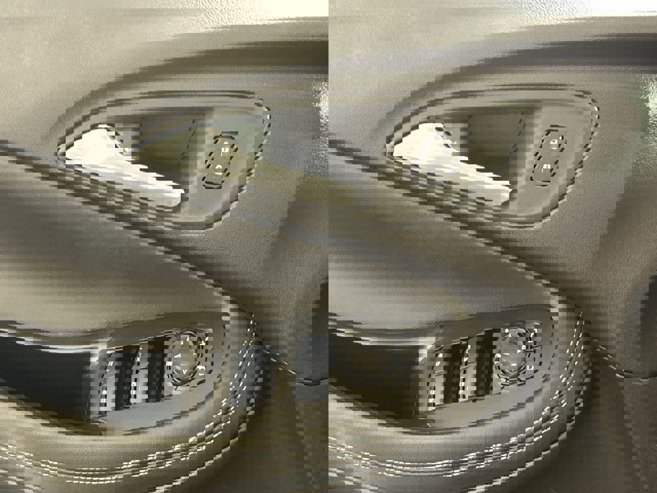 Used 2025 Buick Encore GX Preferred image 18