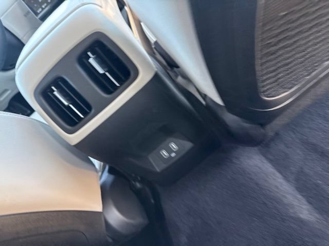Used 2022 Hyundai Tucson Limited AWD/4WD image 16