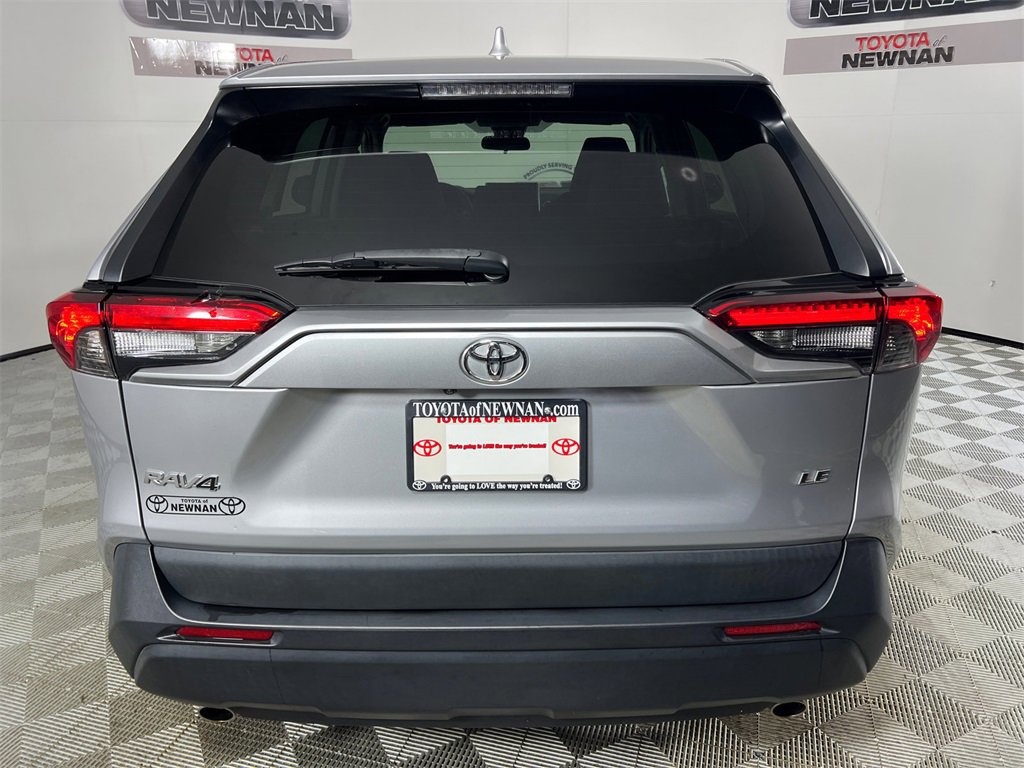 Used 2023 Toyota RAV4 LE image 4