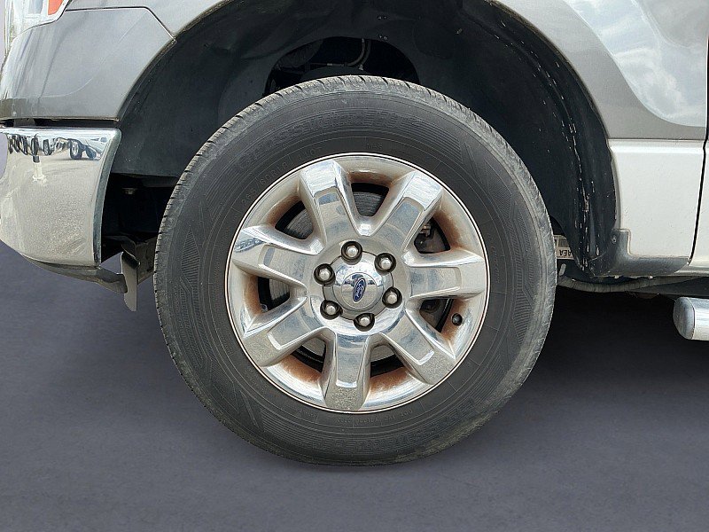 Used 2013 Ford F150 XLT w/ XLT Chrome Pkg image 9