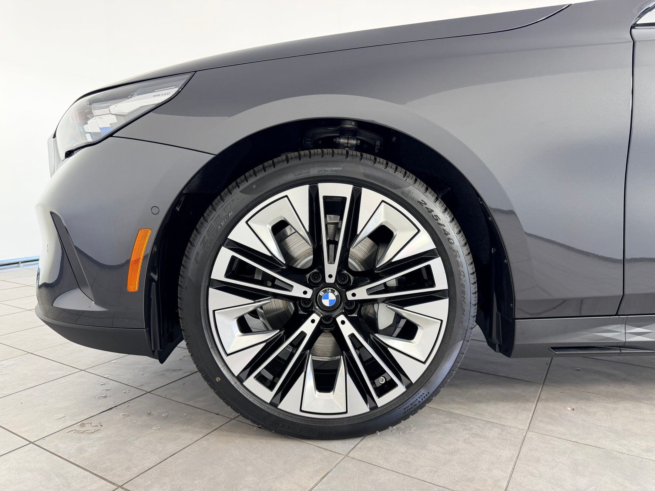 New 2026 BMW 530i RWD image 11